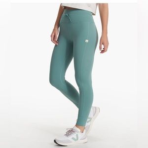 Vuori Daily Legging Size M